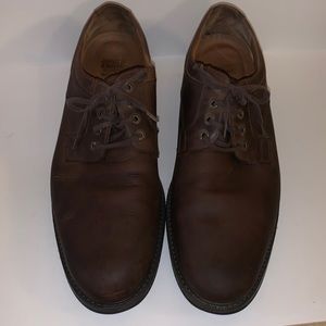 Johnston & Murphy Men’s Brown Leather Lace Up Shoes, size 12.